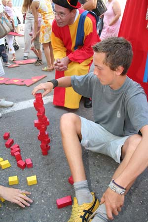 Jeux dans la rue - FDF 05 - 010